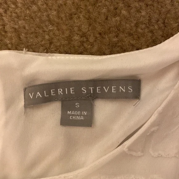 White Lace Top - Picture 8 of 9